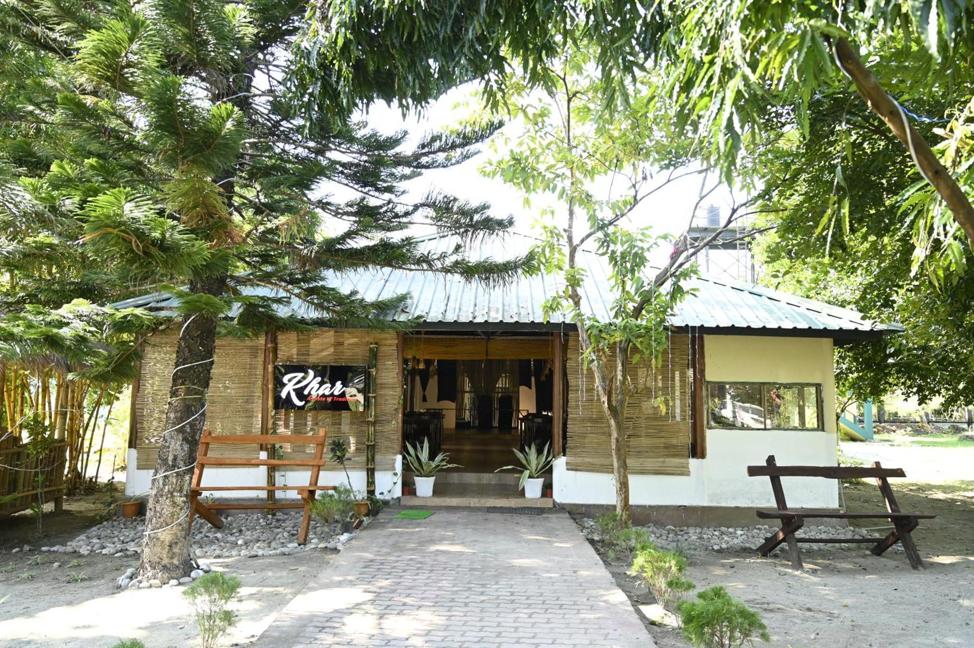 Jironi Resort Tezpur Экстерьер фото
