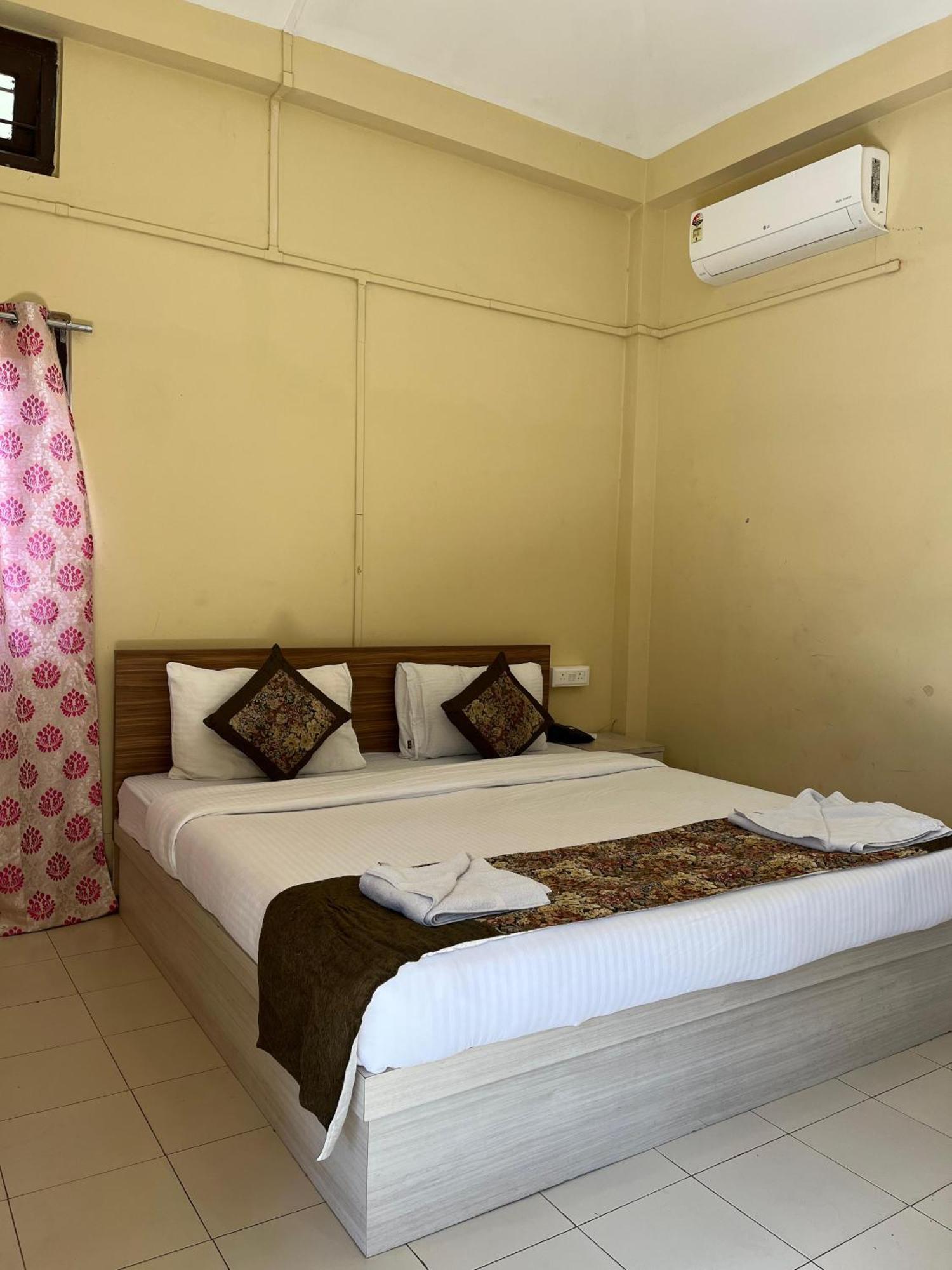 Jironi Resort Tezpur Экстерьер фото