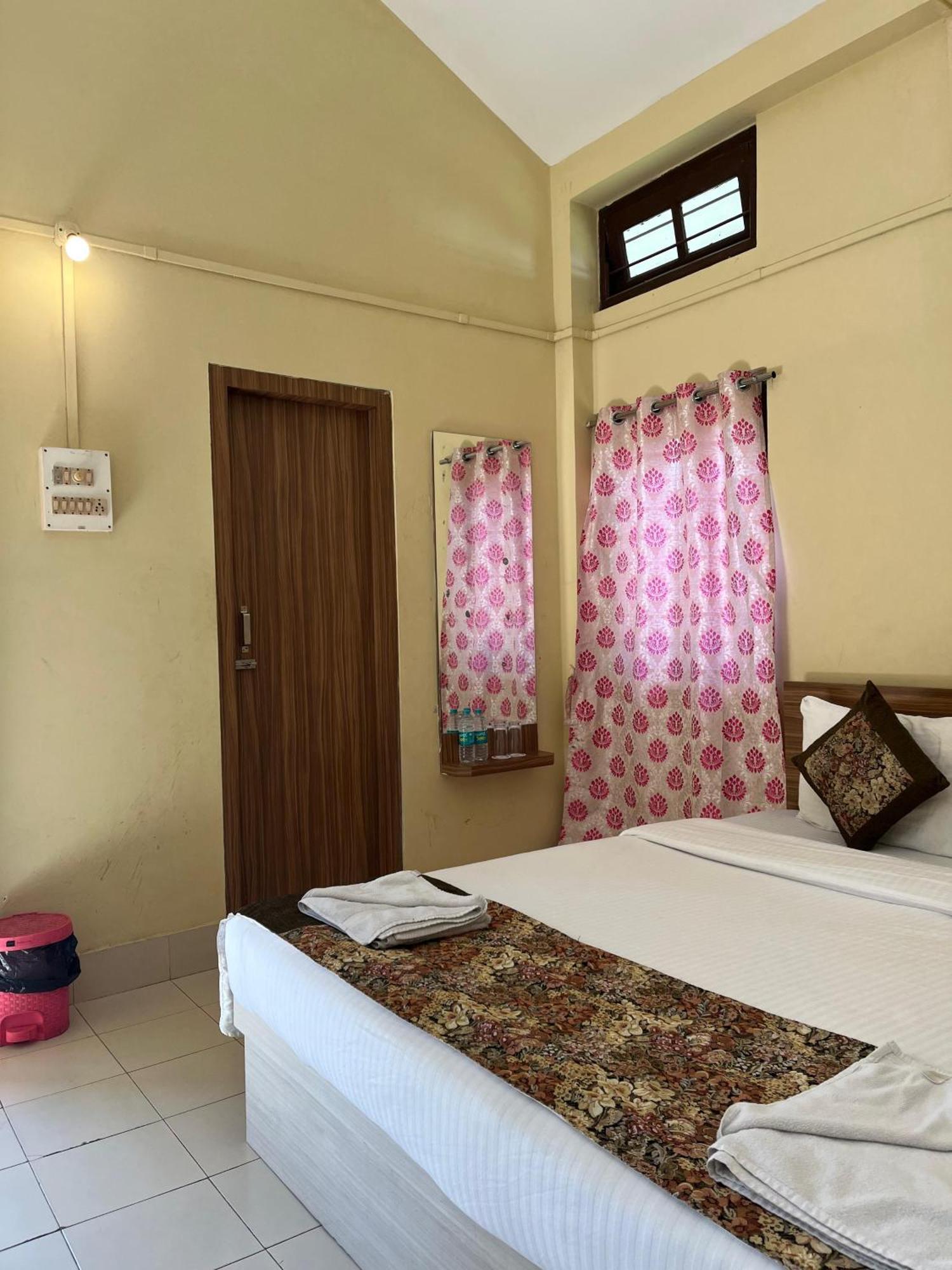 Jironi Resort Tezpur Экстерьер фото