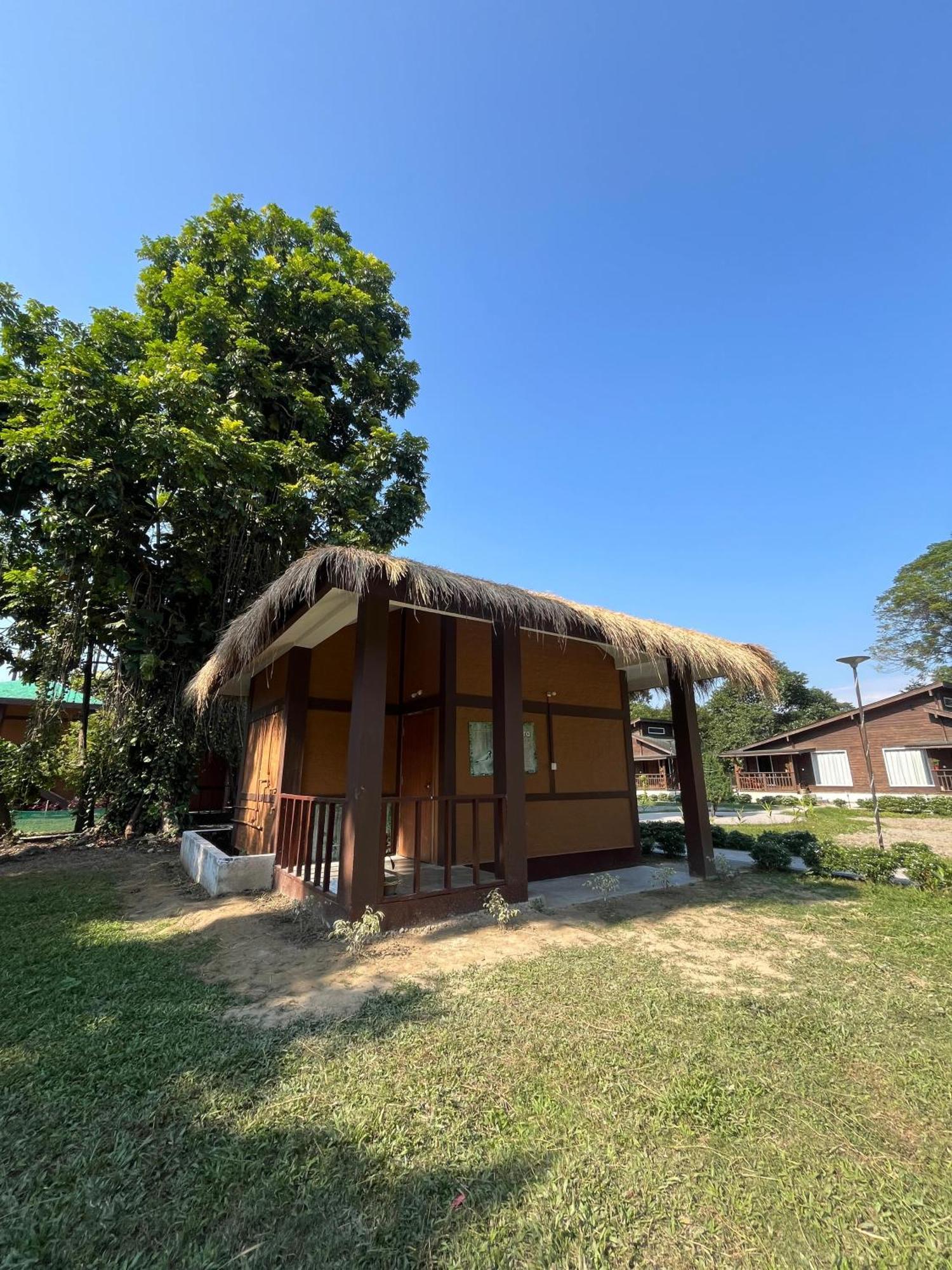 Jironi Resort Tezpur Экстерьер фото